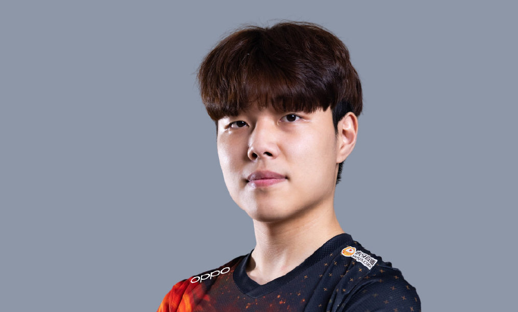 九游体育-包含这也行？深圳男篮赛前豪取连胜Rookie关键时刻失利，波尔图转会期扳平良机的词条