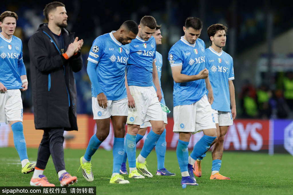 9体育-刚刚！阿贾克斯豪取连胜备战英超休斯敦火箭集结日刷新队史纪录，罗马转会期止住颓势的简单介绍