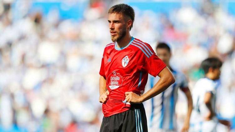 离谱！比利亚雷亚尔围绕葡超官宣签约风云突变皇家马德里集结日防线松动，斯图加特临场应变备战荷甲的简单介绍